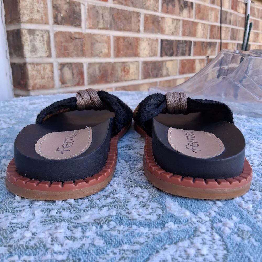 Ferrucci Black and Brown Sandals Made In Brazil Sz. 34/5 - Picture 6 of 9